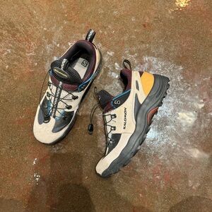 Salomon raid wind shoes